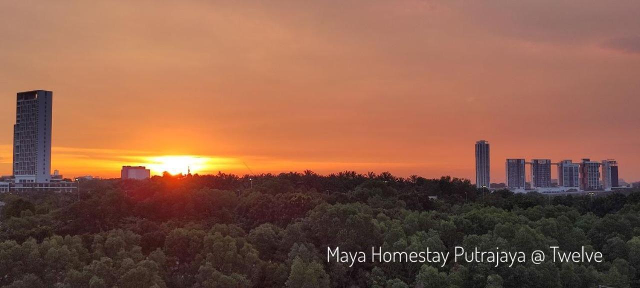 Maya Homestay Putrajaya @ Twelve מראה חיצוני תמונה